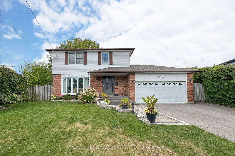 820 Hanworth Crt  Pickering, L1W 2K6 | Image 1