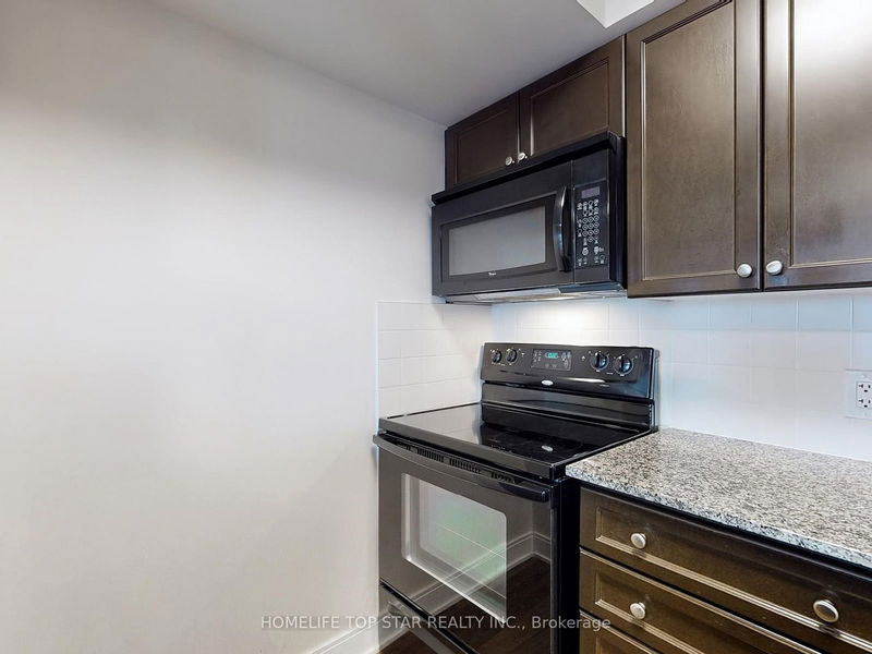  2821 - 135 Village Green Sq  Toronto, M1S 0G4 | Image 11