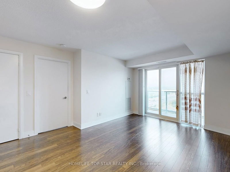  2821 - 135 Village Green Sq  Toronto, M1S 0G4 | Image 7