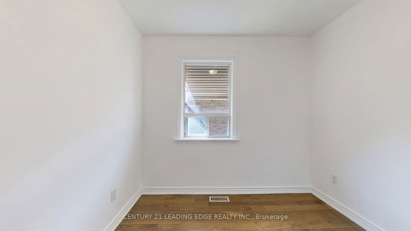 105 Gilroy St  Toronto, M1P 2A2 | Image 14