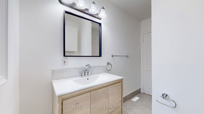 105 Gilroy St  Toronto, M1P 2A2 | Image 17