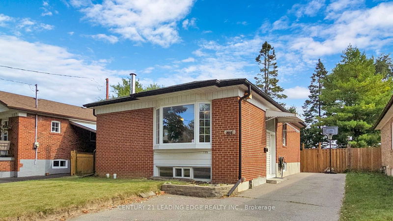 105 Gilroy St  Toronto, M1P 2A2 | Image 2