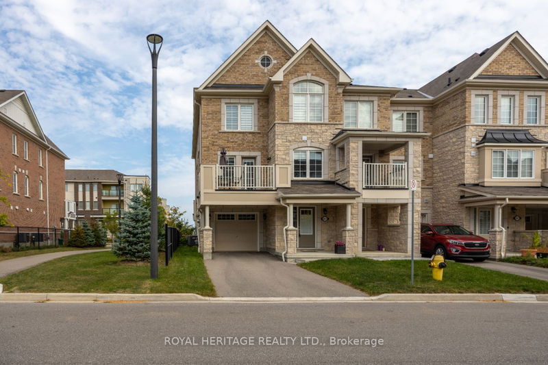 2431 Fall Harvest Cres  Pickering, L1X 0G1 | Image 1