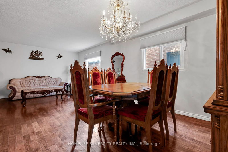 594 Sewells Rd  Toronto, M1B 5L7 | Image 7