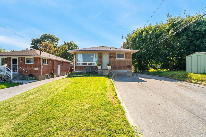 351 Sharon Ave  Oshawa, L1H 3S9 | Image 1