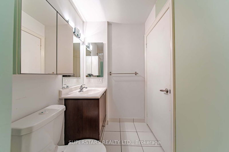  PH12 - 181 Village Green Sq  Toronto, M1S 0K6 | Image 15