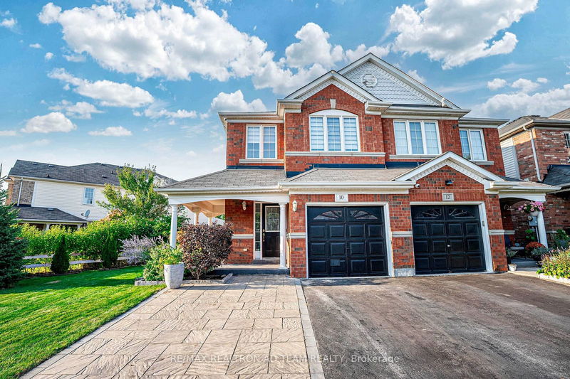 10 Tozer Cres  Ajax, L1T 4Z9 | Image 2