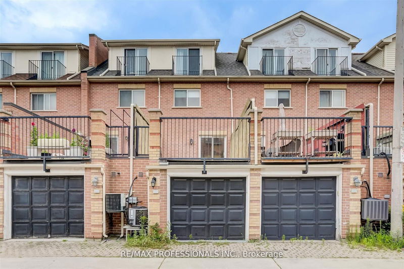 1169 Craven Rd  Toronto, M4J 4V7 | Image 27