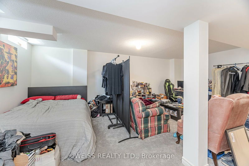 664 Fleetwood Dr  Oshawa, L1K 0A2 | Image 35