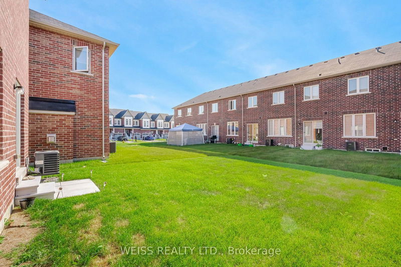 664 Fleetwood Dr  Oshawa, L1K 0A2 | Image 39