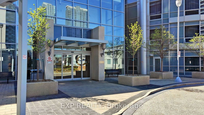  3104 - 125 Village Green Sq  Toronto, M1S 0G3 | Image 2