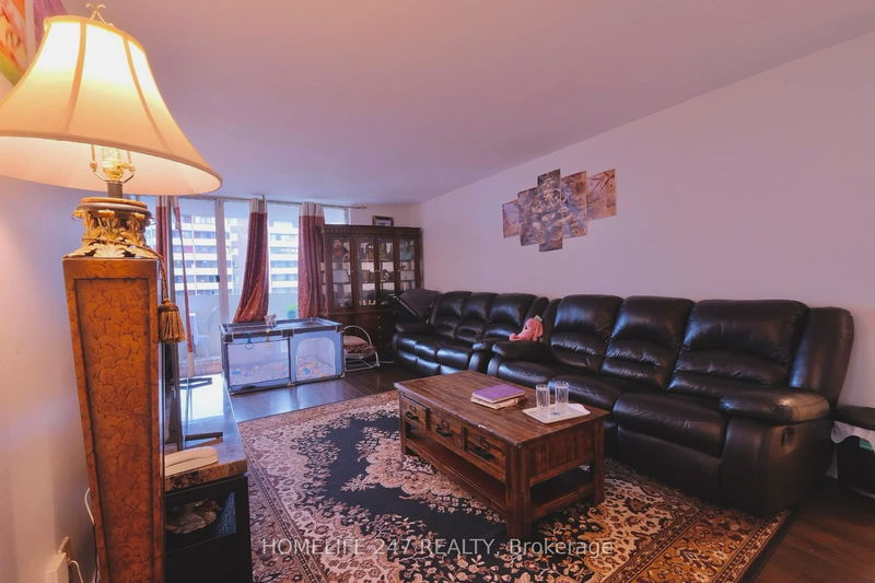  2603 - 1 Massey Sq  Toronto, M4C 5L4 | Image 3