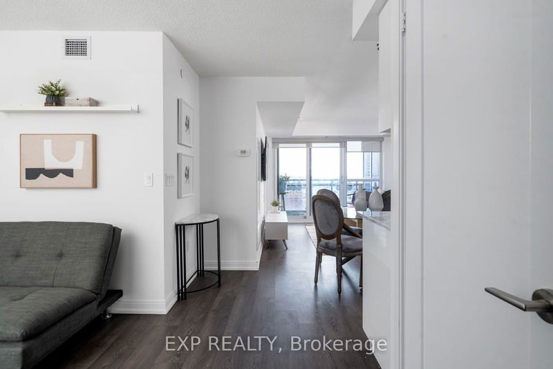  2124 - 275 Village Green Sq  Toronto, M1S 0L8 | Image 14