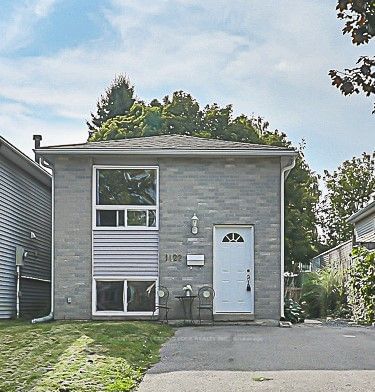 1422 Outlet Dr  Oshawa, L1J 7Z6 | Image 2