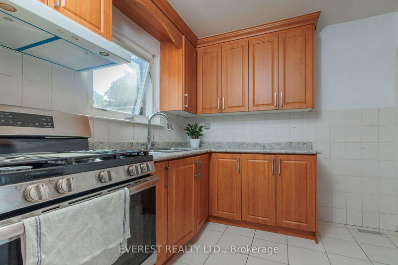 69 Bergen Rd  Toronto, M1P 1S3 | Image 11