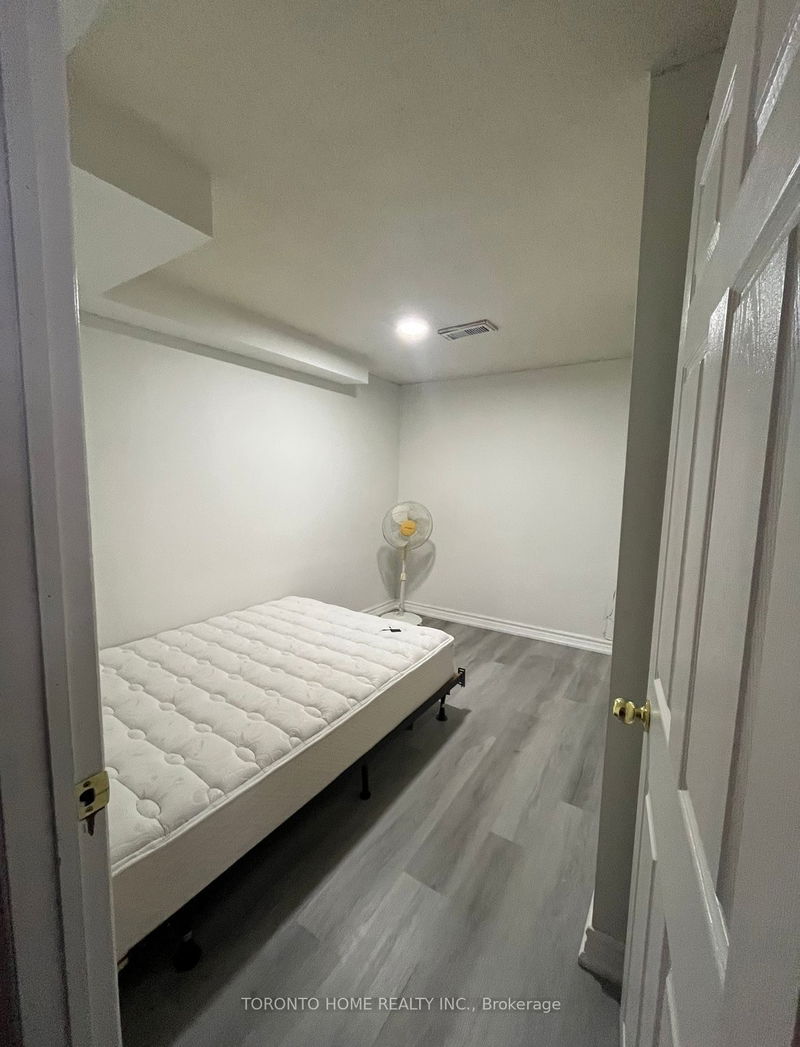 home for lease on BSMT-121 Mammoth Hall(ROOM2) Trail E
