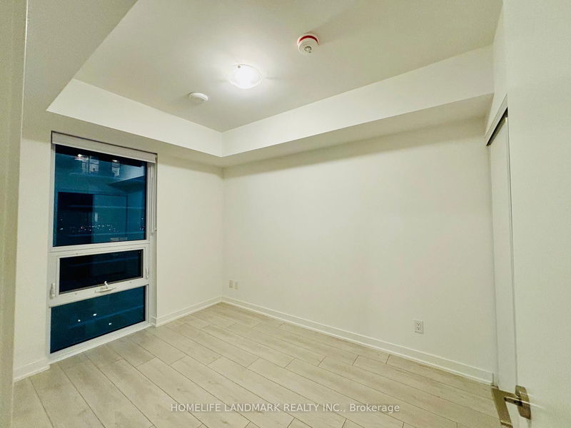 home for lease on #1823-2031 Kennedy Road