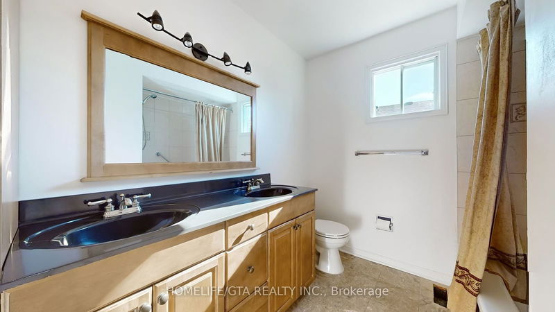 37 Roxanne Cres  Toronto, M1V 4J3 | Image 28