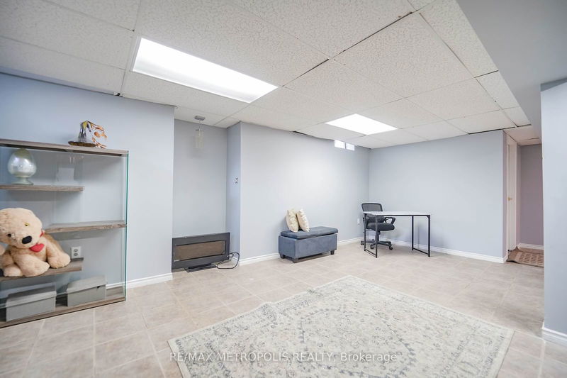 285 Senator St  Pickering, L1V 6N1 | Image 30