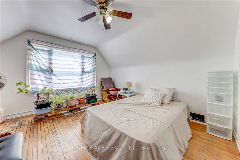 58 Beacon Rd  Toronto, M1P 1G7 | Image 22