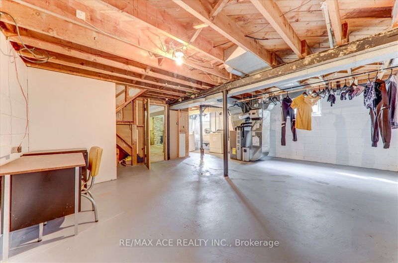 58 Beacon Rd  Toronto, M1P 1G7 | Image 28