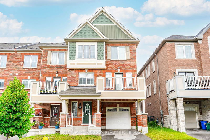 1062 Clipper Lane  Pickering, L1X 0E9 | Image 1