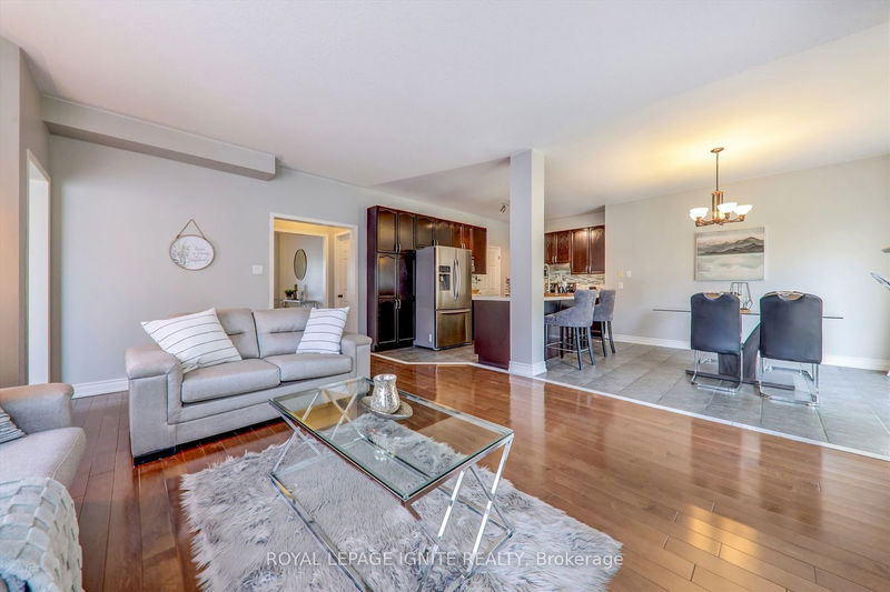 1547 Spencely Dr  Oshawa, L1K 0A7 | Image 10