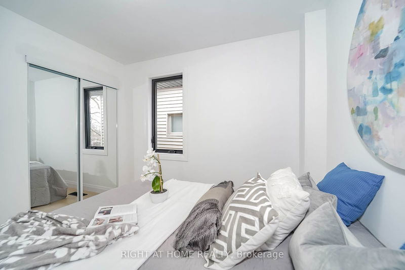 127 Duvernet Ave  Toronto, M4E 1V5 | Image 23