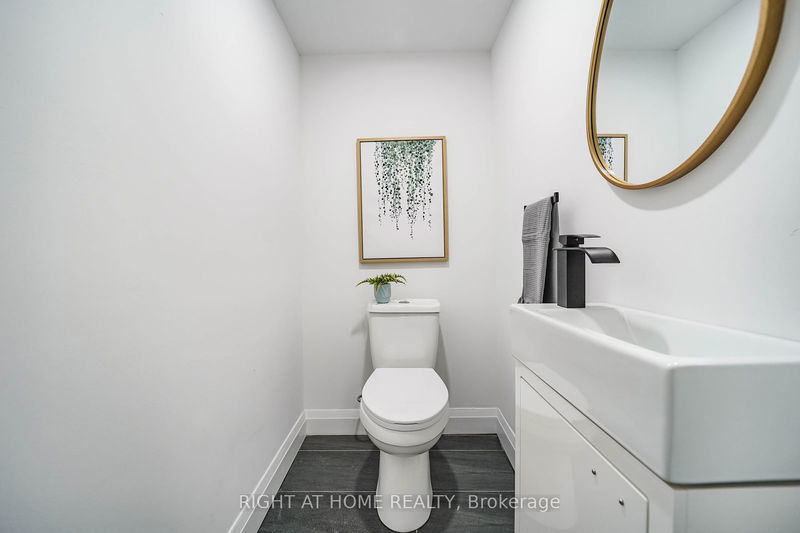 127 Duvernet Ave  Toronto, M4E 1V5 | Image 4