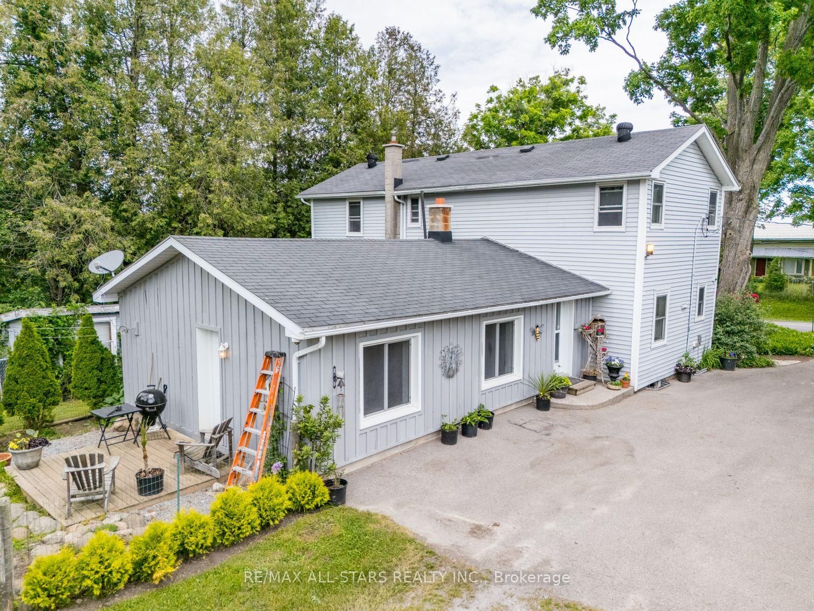 Listing Image 7