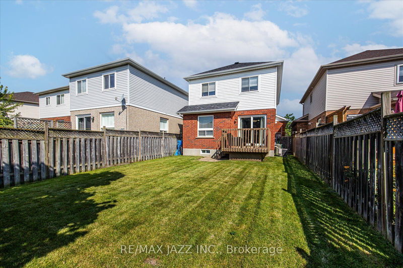 1688 Radcliffe Dr  Oshawa, L1K 2T2 | Image 30