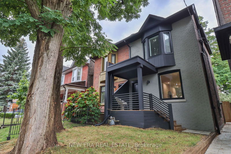 118 Cambridge Ave  Toronto, M4K 2L6 | Image 1