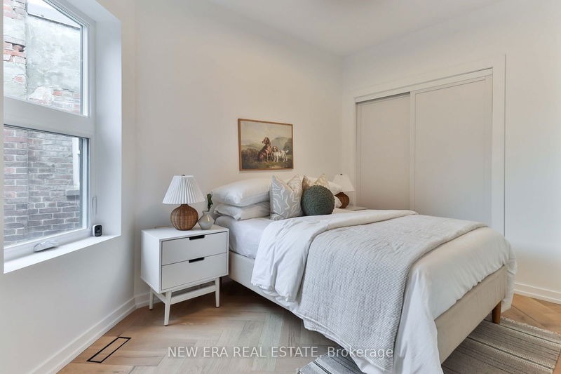 118 Cambridge Ave  Toronto, M4K 2L6 | Image 22