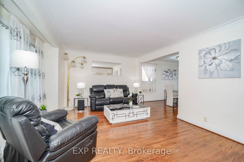 143 Tower Dr  Toronto, M1R 3P6 | Image 4