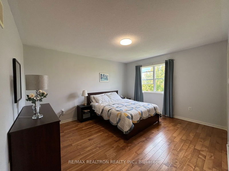 16 Reindeer Dr  Toronto, M1B 6H4 | Image 13