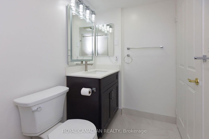  2418 - 88 Corporate Dr  Toronto, M1H 3G6 | Image 21