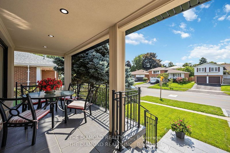 84 Collingsbrook Blvd  Toronto, M1W 1M3 | Image 4