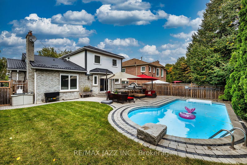 3 Rothean Dr  Whitby, L1P 1L5 | Image 4