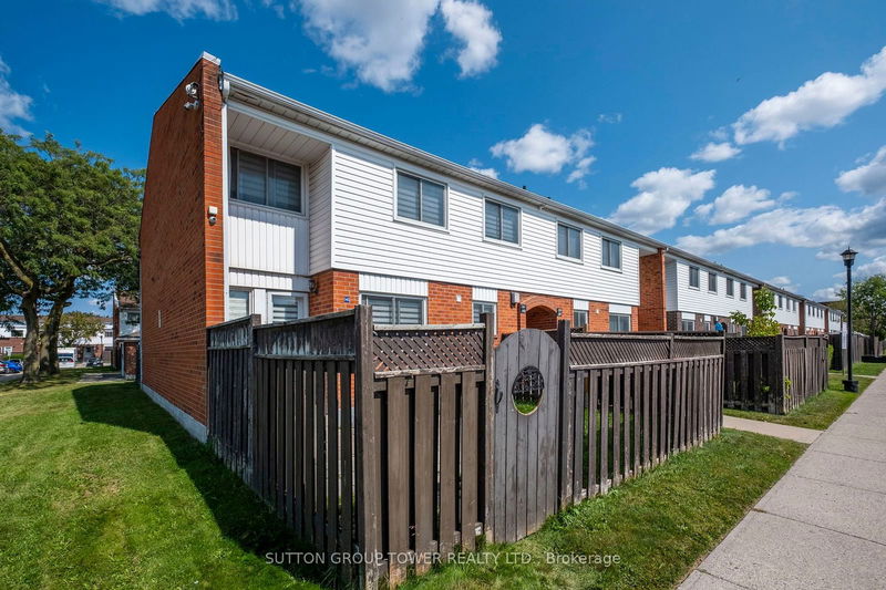  140 - 1010 Glen St  Oshawa, L1J 6J2 | Image 3