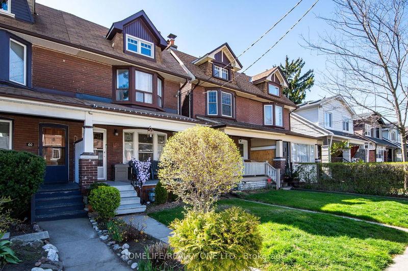 62 Kent Rd  Toronto, M4L 2X6 | Image 1