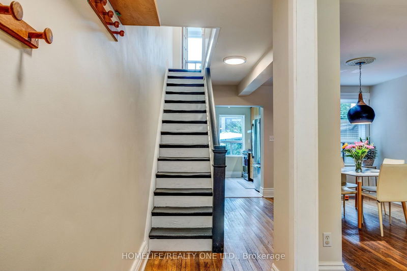 62 Kent Rd  Toronto, M4L 2X6 | Image 17