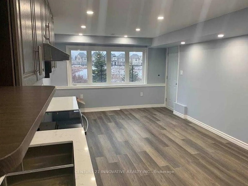 105 Stockell Cres, Ajax, L1T 0M4 | Image 2