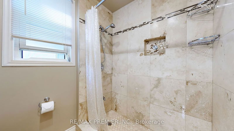 71 Glenburn Ave  Toronto, M4B 2X6 | Image 19