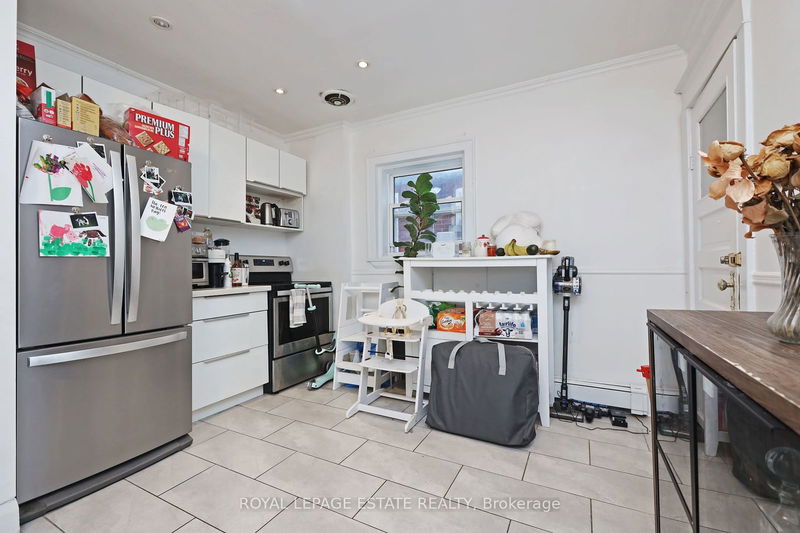 36 Meadow Ave  Toronto, M1N 1V6 | Image 3