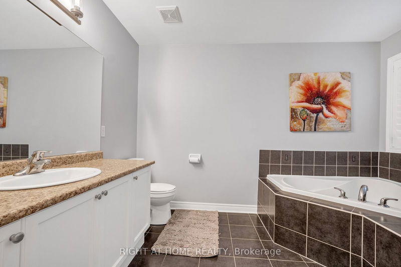 1582 winville Rd  Pickering, L1X 0C6 | Image 24