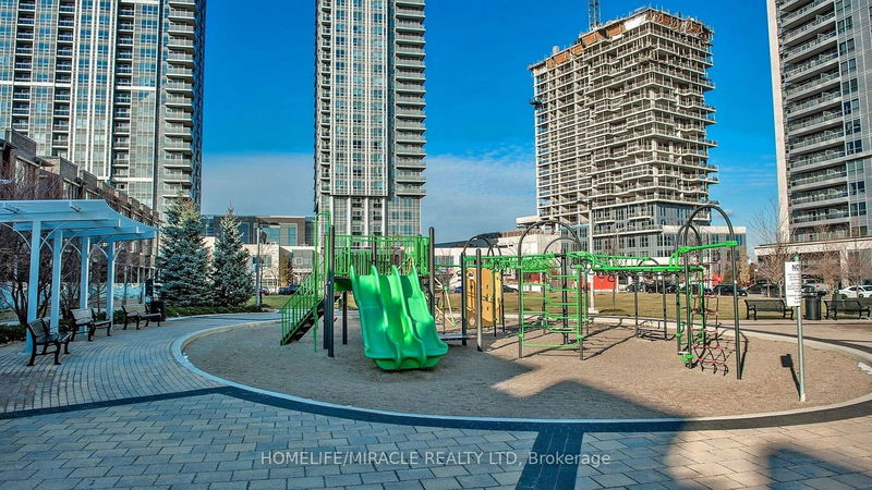  718 - 275 Village Green Sq  Toronto, M1S 0L8 | Image 21