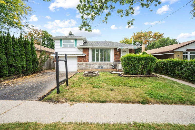 54 Carslake Cres  Toronto, M1J 2A7 | Image 1