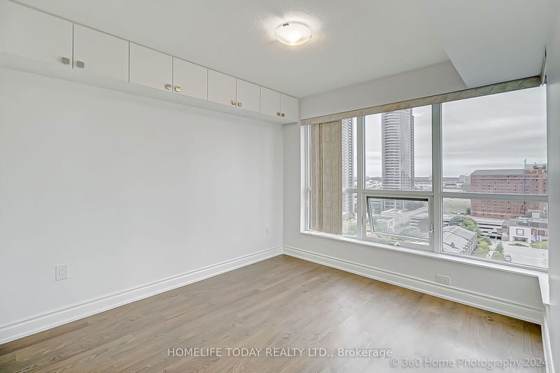  1323 - 275 Village Green Sq  Toronto, M1S 0L8 | Image 19