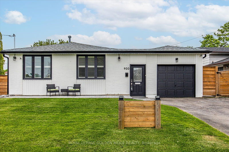 900 Lynx Ave  Pickering, L1W 2K7 | Image 2