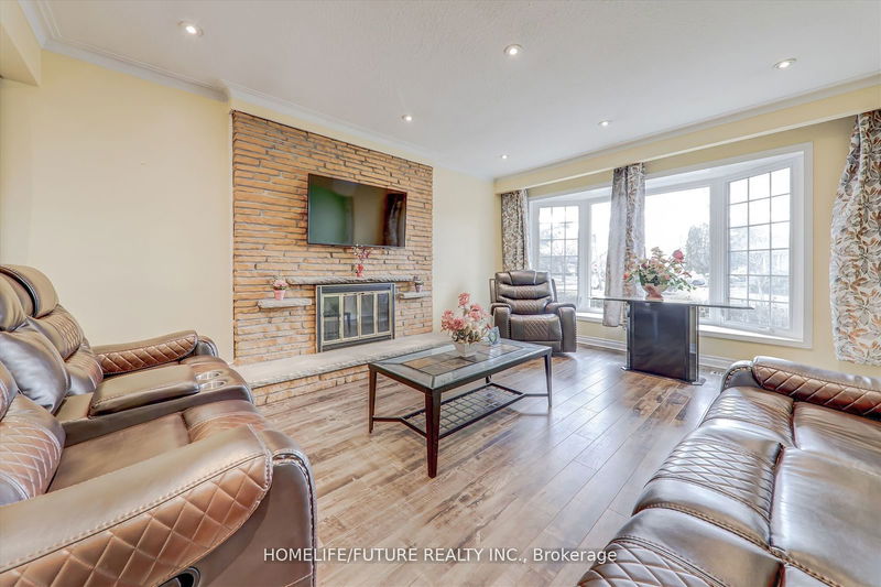 1 Millmere Dr  Toronto, M1G 2A9 | Image 6